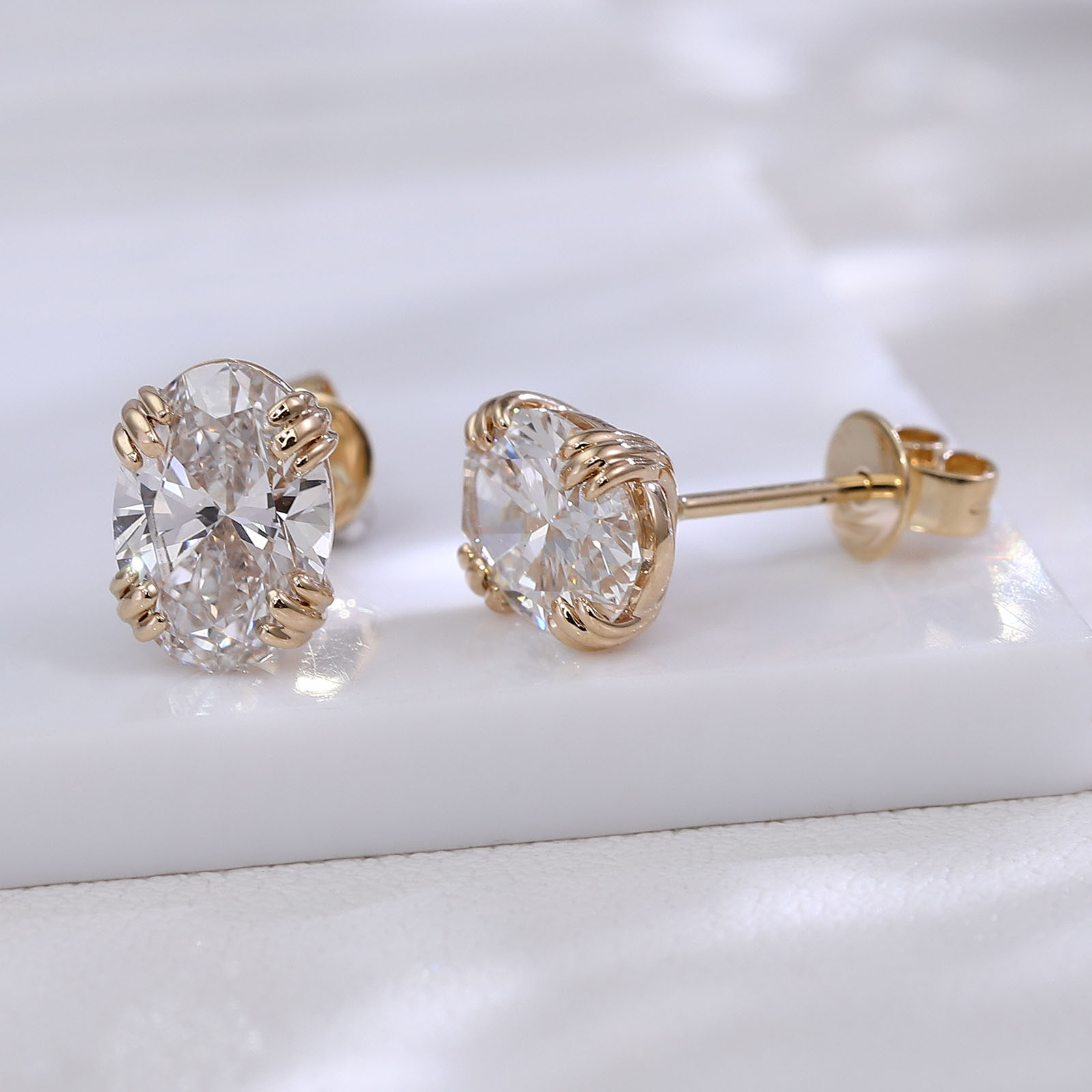 Provence Lüks Oval Kesim Küpe  - Diamond Stud Earrings incelemesi ve fiyatı
